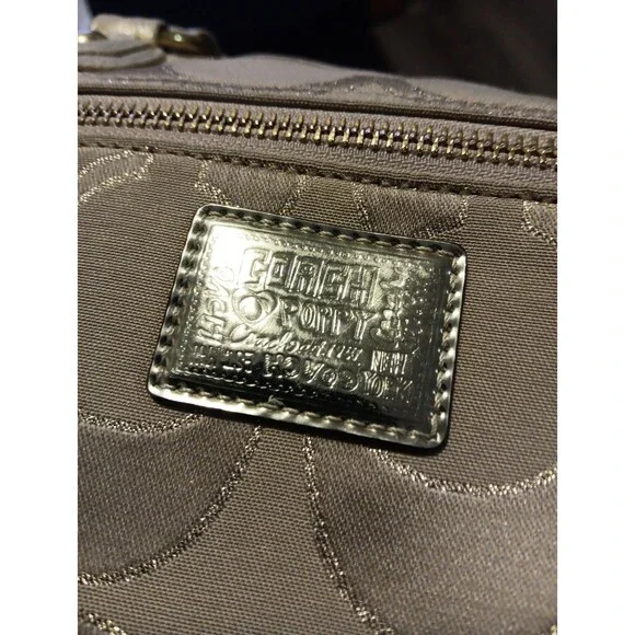 Coach Signature Logo Poppy Lurex Glam Glitter Sateen Tote Bag H1 193 17890 - Picture 4 of 13